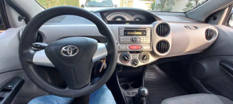 TOYOTA Etios Hatch 1.3 16V 4P FLEX XS, Foto 13