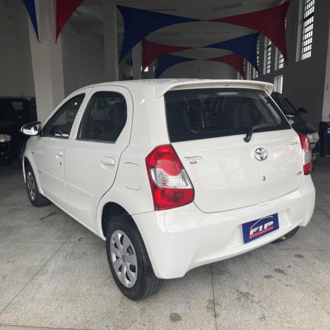 TOYOTA Etios Hatch 1.3 16V 4P FLEX X, Foto 10