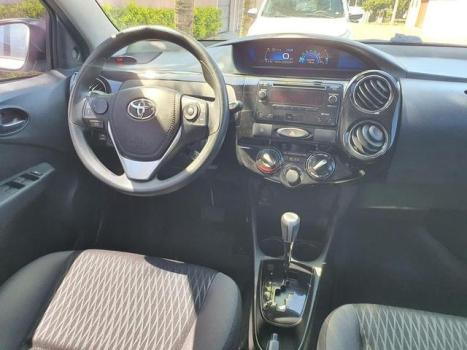 TOYOTA Etios Hatch 1.5 16V 4P FLEX X PLUS AUTOMTICO, Foto 11