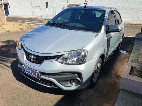 TOYOTA Etios Hatch 1.5 16V 4P FLEX XS AUTOMTICO, Foto 1