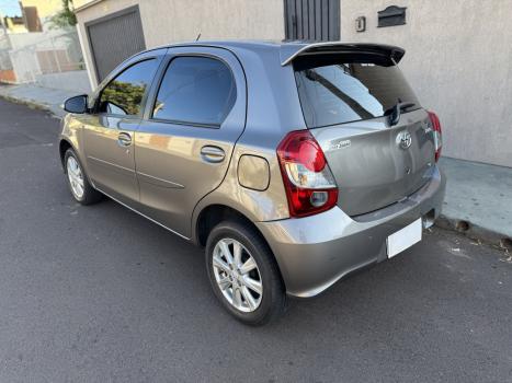 TOYOTA Etios Hatch 1.5 16V 4P FLEX X PLUS AUTOMTICO, Foto 2