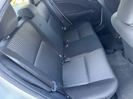 TOYOTA Etios Hatch 1.3 16V 4P FLEX X AUTOMTICO, Foto 7