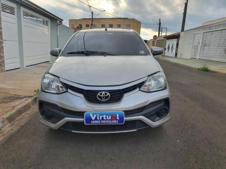 TOYOTA Etios Hatch 1.5 16V 4P FLEX XS AUTOMTICO, Foto 2