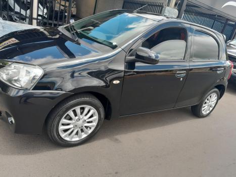 TOYOTA Etios Hatch 1.5 16V 4P FLEX XLS, Foto 2