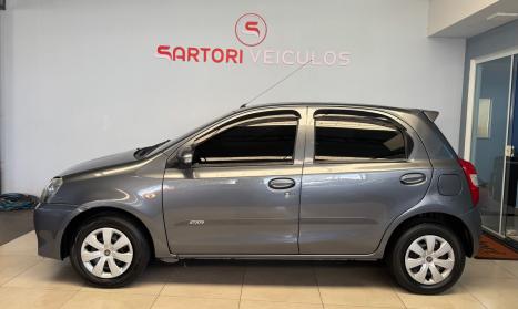 TOYOTA Etios Hatch 1.3 16V 4P FLEX X, Foto 5