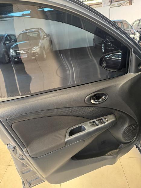 TOYOTA Etios Hatch 1.3 16V 4P FLEX X, Foto 7