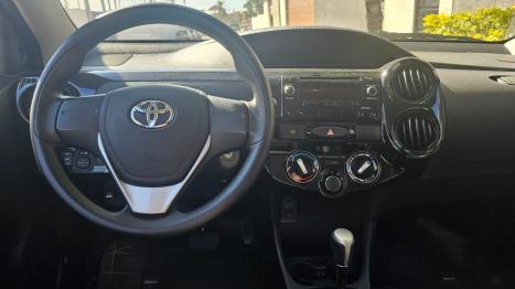 TOYOTA Etios Hatch 1.3 16V 4P FLEX X AUTOMTICO, Foto 18