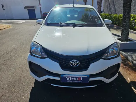 TOYOTA Etios Hatch 1.3 16V 4P FLEX X AUTOMTICO, Foto 2