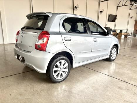 TOYOTA Etios Hatch 1.5 16V 4P FLEX XLS AUTOMTICO, Foto 5