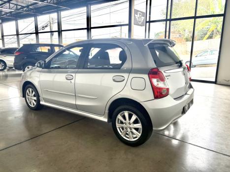 TOYOTA Etios Hatch 1.5 16V 4P FLEX XLS AUTOMTICO, Foto 6