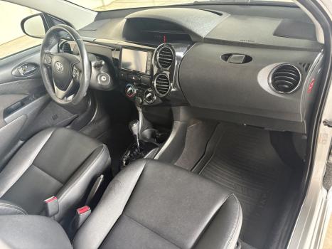 TOYOTA Etios Hatch 1.5 16V 4P FLEX XLS AUTOMTICO, Foto 11