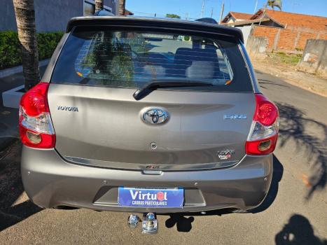 TOYOTA Etios Hatch 1.5 16V 4P FLEX XS AUTOMTICO, Foto 4
