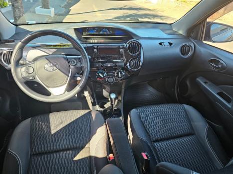TOYOTA Etios Hatch 1.5 16V 4P FLEX XS AUTOMTICO, Foto 10