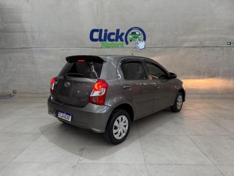 TOYOTA Etios Hatch 1.5 16V 4P FLEX XS AUTOMTICO, Foto 3