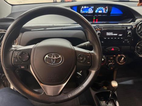 TOYOTA Etios Hatch 1.5 16V 4P FLEX XS AUTOMTICO, Foto 11