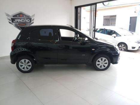 TOYOTA Etios Hatch 1.3 16V 4P FLEX X, Foto 3