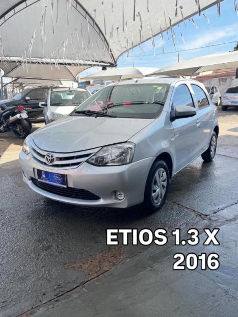 TOYOTA Etios Hatch 1.3 16V 4P FLEX X, Foto 1