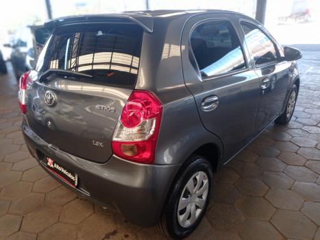 TOYOTA Etios Hatch 1.3 16V 4P FLEX X, Foto 10