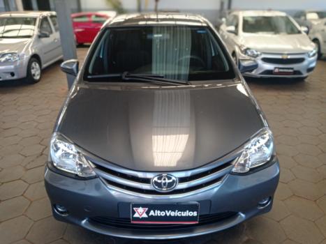 TOYOTA Etios Hatch 1.3 16V 4P FLEX X, Foto 3