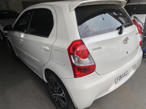 TOYOTA Etios Hatch 1.5 16V 4P FLEX XS, Foto 2