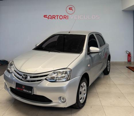 TOYOTA Etios Hatch 1.3 16V 4P FLEX X, Foto 1
