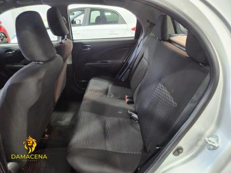 TOYOTA Etios Hatch 1.3 16V 4P FLEX X, Foto 10