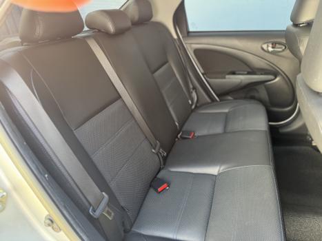 TOYOTA Etios Sedan 1.5 16V 4P FLEX PLATINUM AUTOMTICO, Foto 10