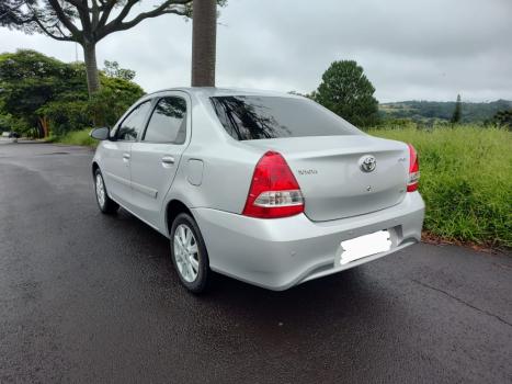 TOYOTA Etios Sedan 1.5 16V 4P FLEX X PLUS AUTOMTICO, Foto 8