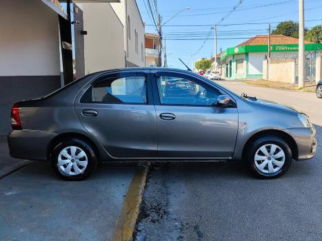TOYOTA Etios Sedan 1.5 16V 4P FLEX XS, Foto 4