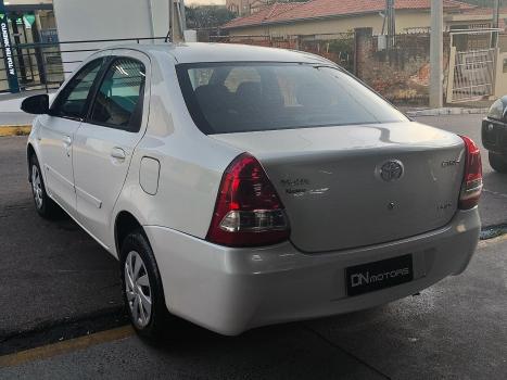TOYOTA Etios Sedan 1.3 16V 4P FLEX X, Foto 7