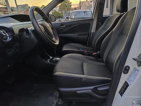 TOYOTA Etios Sedan 1.3 16V 4P FLEX X, Foto 9