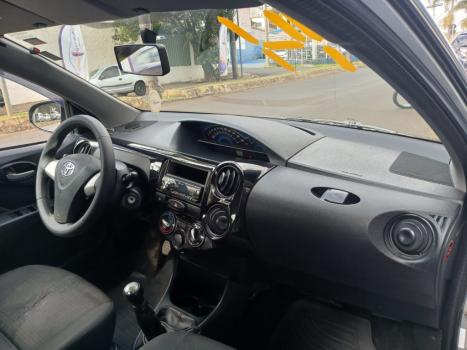 TOYOTA Etios Sedan 1.5 16V 4P FLEX X, Foto 4