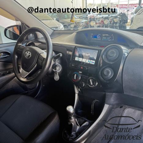 TOYOTA Etios Sedan 1.5 16V 4P FLEX X, Foto 4