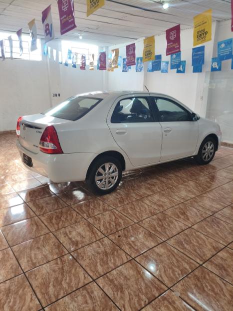 TOYOTA Etios Sedan 1.5 16V 4P FLEX XLS AUTOMTICO, Foto 4