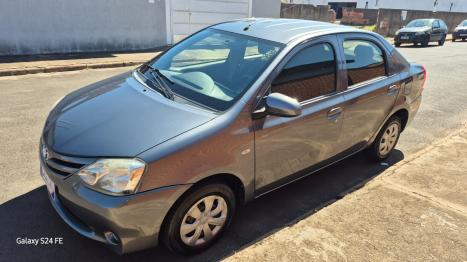 TOYOTA Etios Sedan 1.5 16V 4P FLEX X, Foto 3