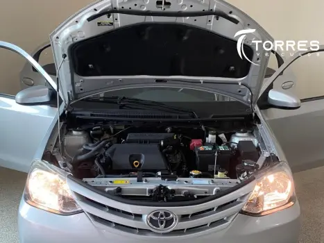 TOYOTA Etios Sedan 1.3 16V 4P FLEX X, Foto 7