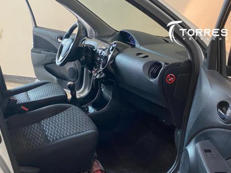 TOYOTA Etios Sedan 1.3 16V 4P FLEX X, Foto 12