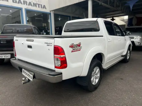 TOYOTA Hilux Caminhonete 3.0 4P 4X4 SRV TURBO DIESEL CABINE DUPLA, Foto 12