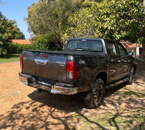 TOYOTA Hilux Caminhonete 2.8 16V SRV 4X4 DIESEL CABINE DUPLA AUTOMTICO, Foto 3