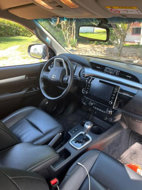 TOYOTA Hilux Caminhonete 2.8 16V SRV 4X4 DIESEL CABINE DUPLA AUTOMTICO, Foto 7