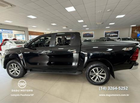 TOYOTA Hilux Caminhonete 2.8 16V SRV 4X4 DIESEL CABINE DUPLA AUTOMTICO, Foto 4