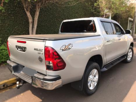 TOYOTA Hilux Caminhonete 2.8 16V SRV 4X4 DIESEL CABINE DUPLA AUTOMTICO, Foto 5