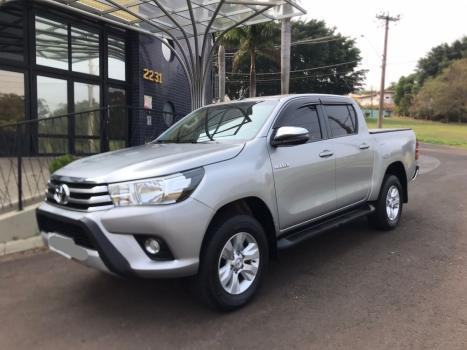 TOYOTA Hilux Caminhonete 2.8 16V SRV 4X4 DIESEL CABINE DUPLA AUTOMTICO, Foto 2