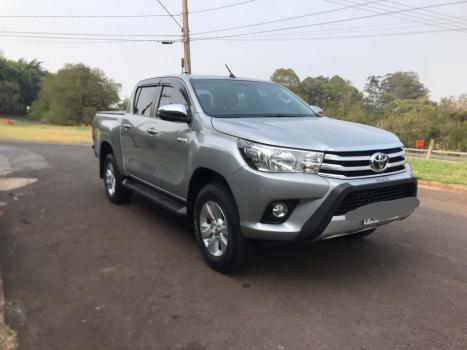 TOYOTA Hilux Caminhonete 2.8 16V SRV 4X4 DIESEL CABINE DUPLA AUTOMTICO, Foto 6