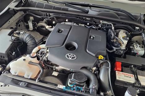 TOYOTA Hilux Caminhonete 2.8 16V SRV 4X4 DIESEL CABINE DUPLA AUTOMTICO, Foto 18