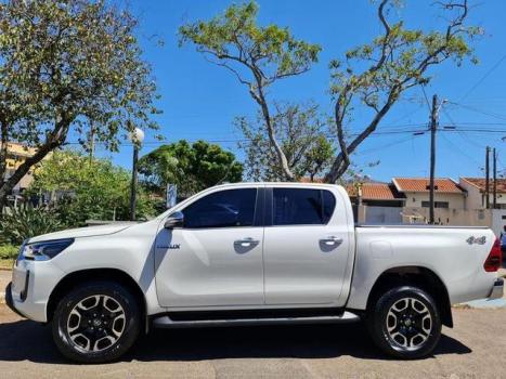 TOYOTA Hilux Caminhonete 2.8 16V SRX 4X4 DIESEL CABINE DUPLA AUTOMTICO, Foto 3