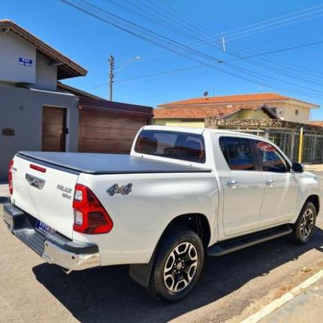 TOYOTA Hilux Caminhonete 2.8 16V SRX 4X4 DIESEL CABINE DUPLA AUTOMTICO, Foto 6