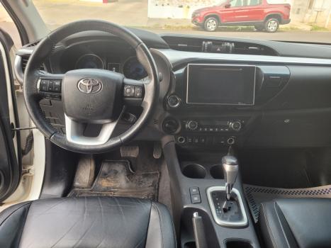 TOYOTA Hilux Caminhonete 2.8 16V SRX 4X4 TURBO DIESEL CABINE DUPLA AUTOMTICO, Foto 18