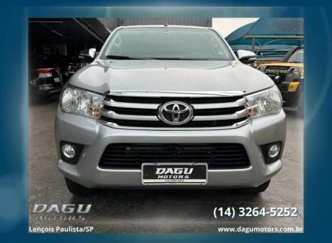 TOYOTA Hilux Caminhonete 2.7 16V 4P SRV FLEX CABINE DUPLA AUTOMTICO, Foto 1