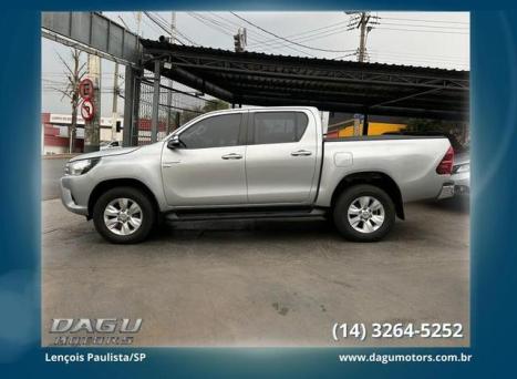 TOYOTA Hilux Caminhonete 2.7 16V 4P SRV FLEX CABINE DUPLA AUTOMTICO, Foto 5